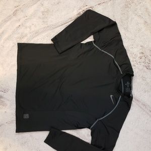 Nike mens xl fitted compression long sleeve shirt